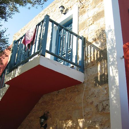 Villa Katingo Chalki Town Exterior foto