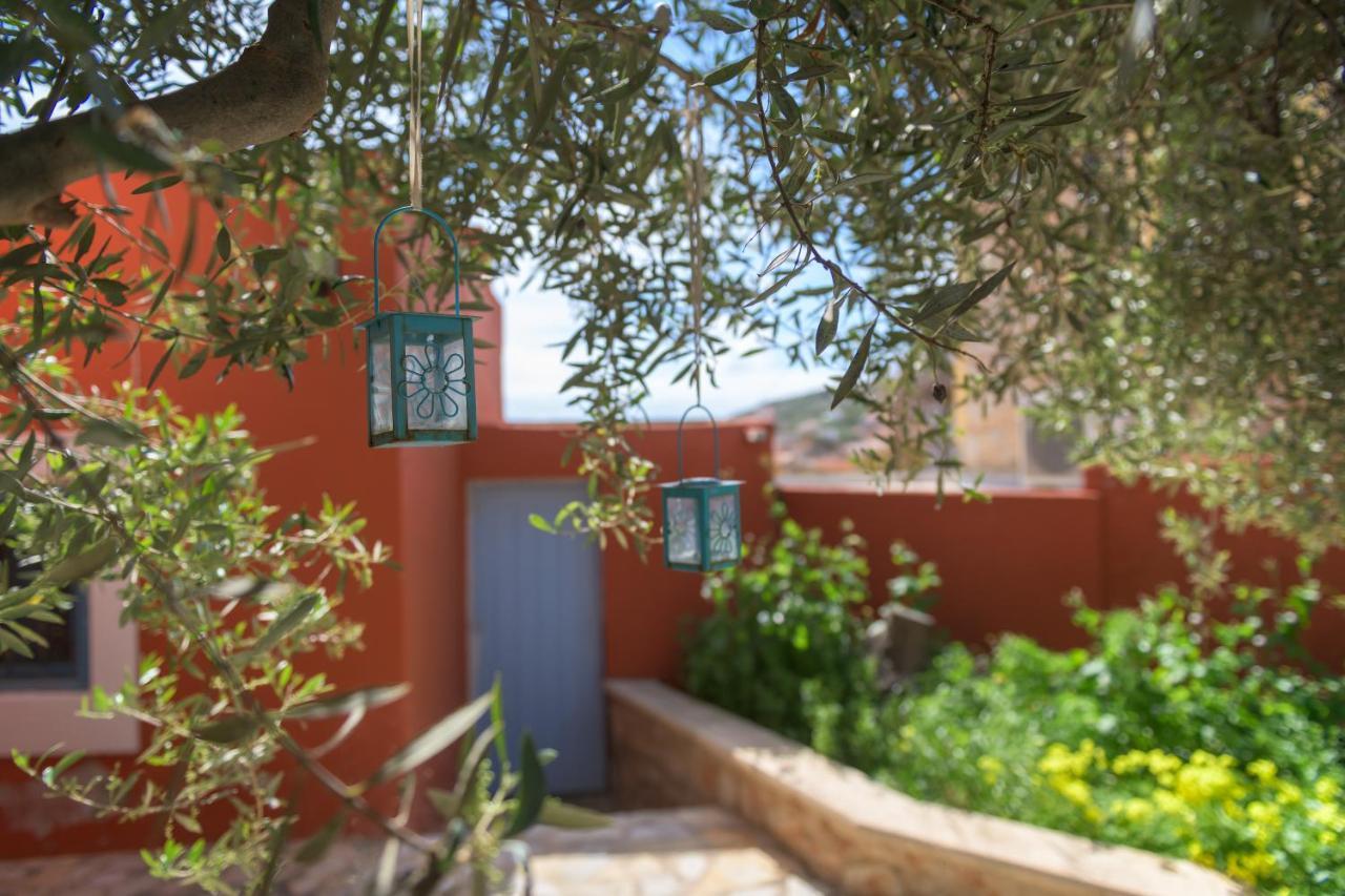 Villa Katingo Chalki Town Exterior foto